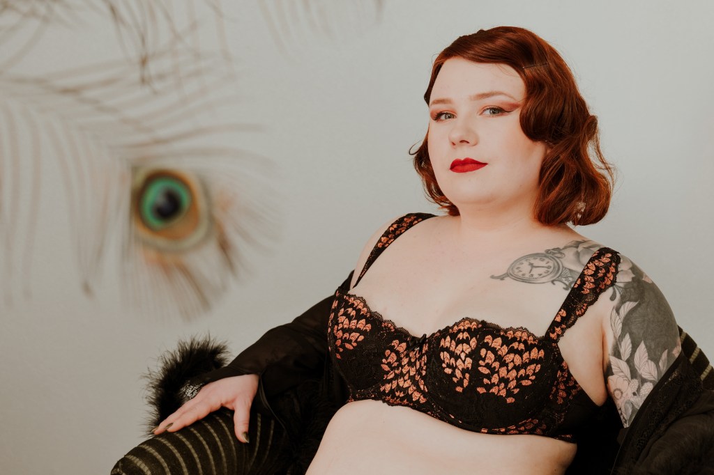 Sweet Ginger Feat Lady Mistigris